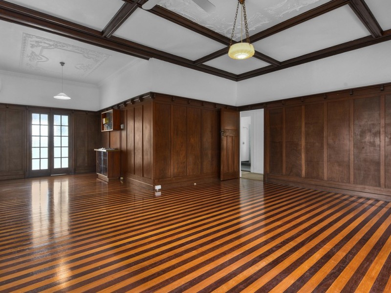 16 Teneriffe Drive, Teneriffe QLD 4005