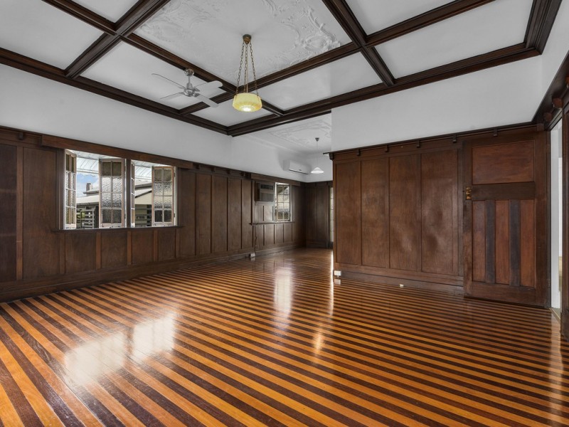 16 Teneriffe Drive, Teneriffe QLD 4005