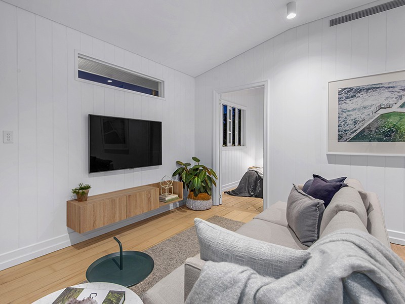 61 Windsor Road, Red Hill QLD 4059