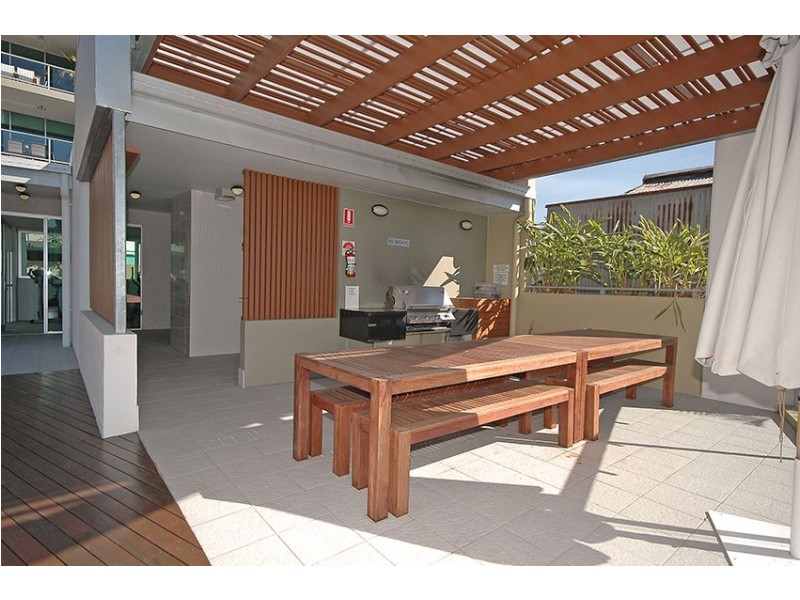 51/20 Newstead Terrace, Newstead QLD 4006