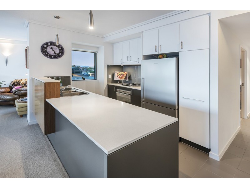 860/43 Hercules St, Hamilton QLD 4007