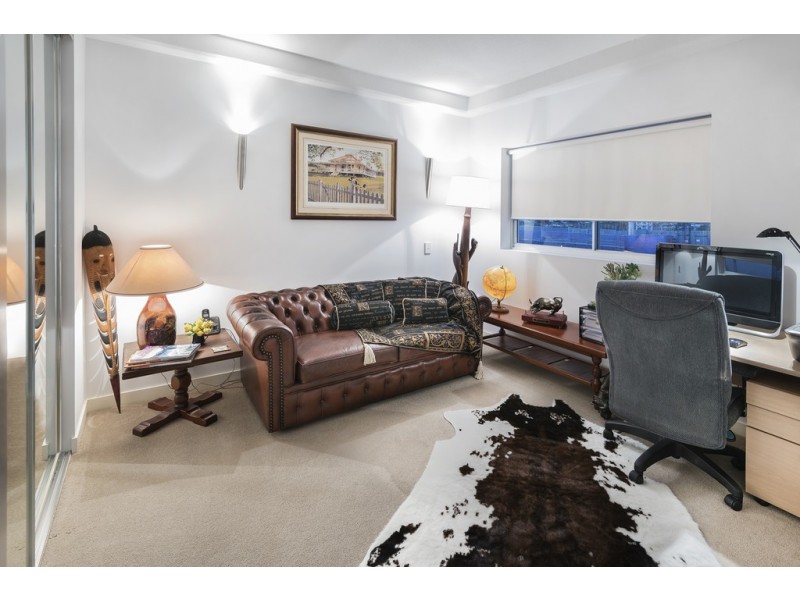 860/43 Hercules St, Hamilton QLD 4007
