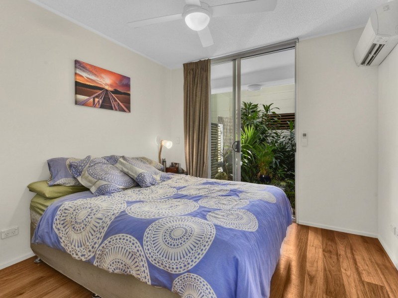 1/8 Macquarie, Teneriffe QLD 4005