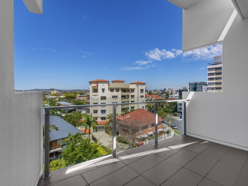 31/75 Barker Street, New Farm QLD 4005