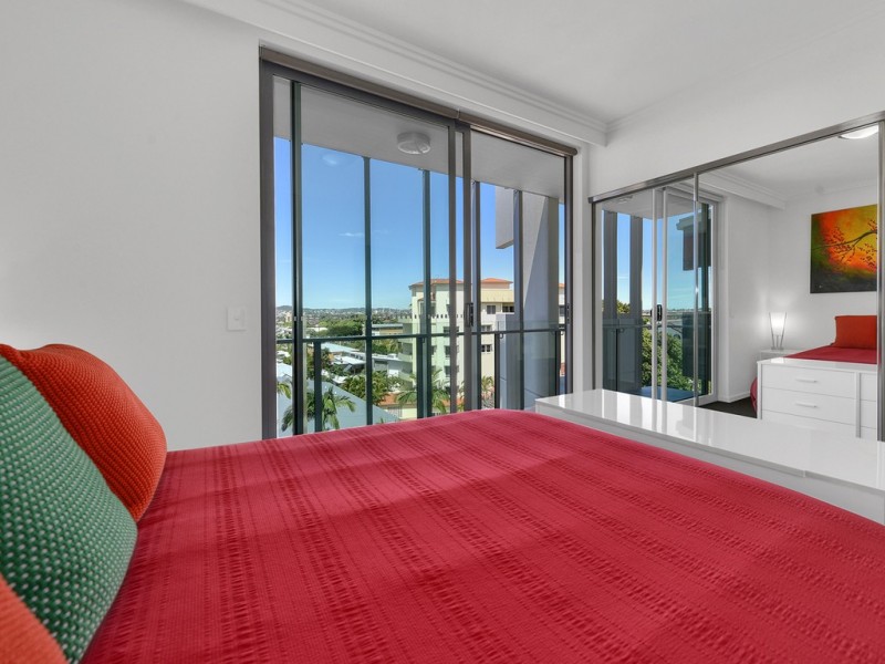 31/75 Barker Street, New Farm QLD 4005