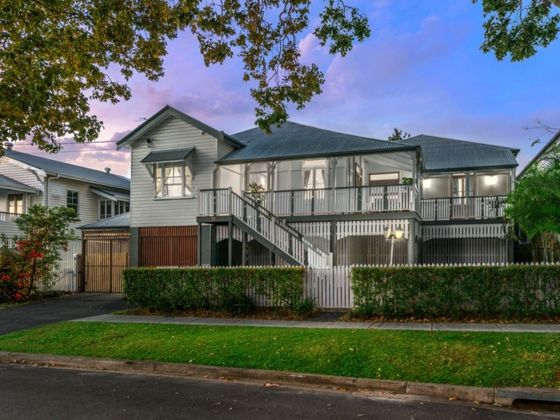 31 Orchard Street, Hawthorne QLD 4171