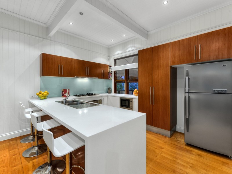 31 Orchard Street, Hawthorne QLD 4171