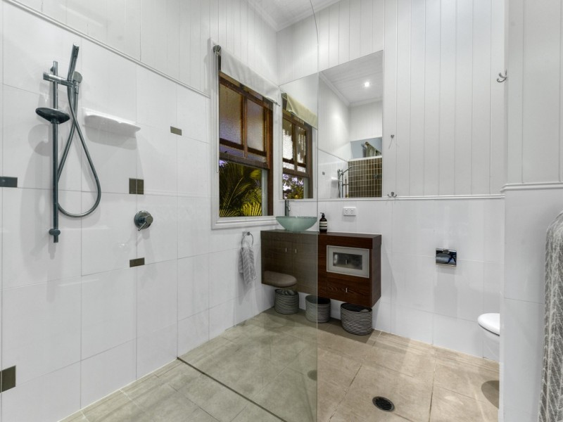 31 Orchard Street, Hawthorne QLD 4171