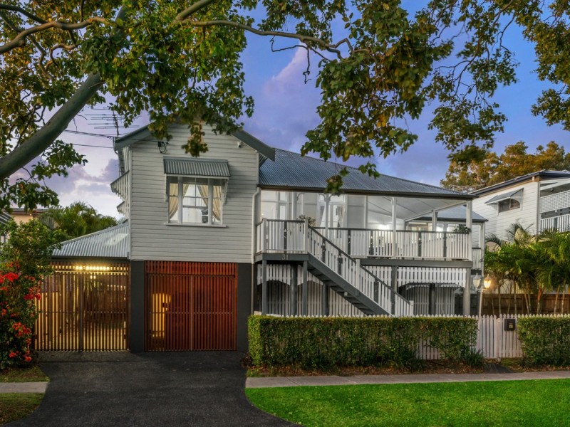 31 Orchard Street, Hawthorne QLD 4171