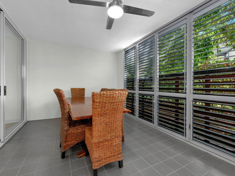 126/71 Beeston St, Teneriffe QLD 4005