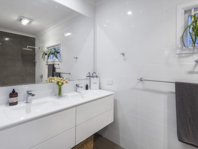 85 Manson Road, Hendra QLD 4011