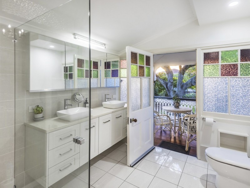 133 Bonney Ave, Clayfield QLD 4011