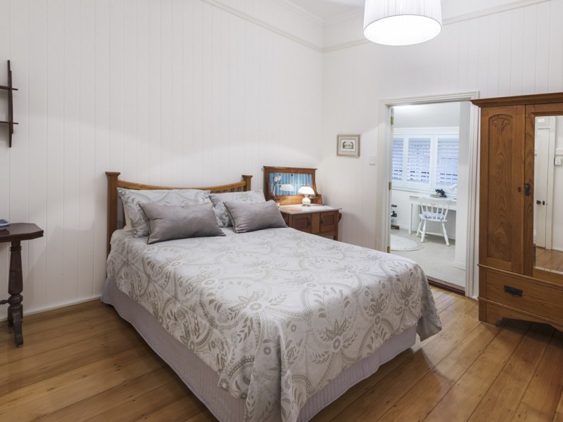 133 Bonney Ave, Clayfield QLD 4011