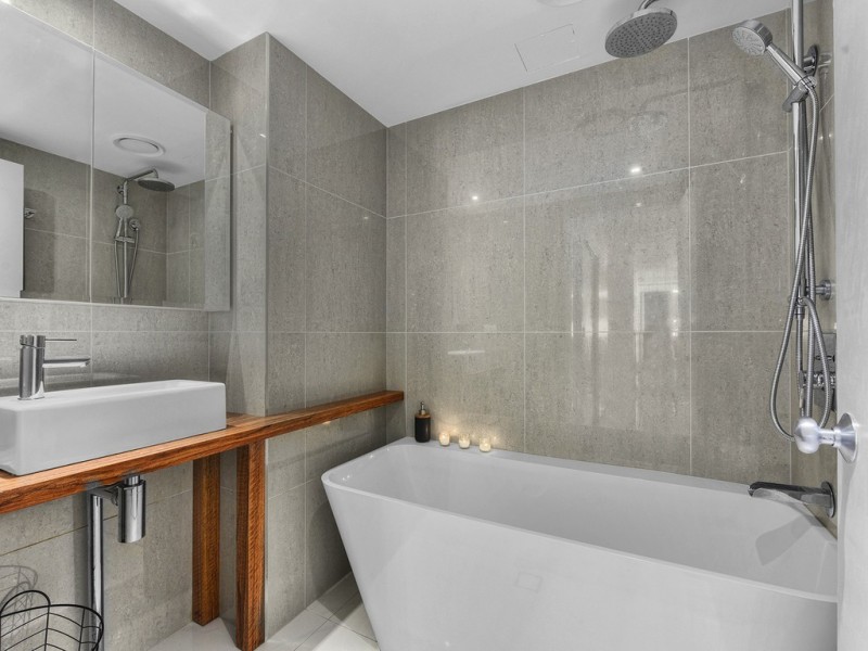 20/8 Macquarie Street, Teneriffe QLD 4005