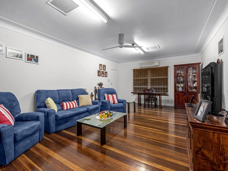 24 Miriam Street, Holland Park West QLD 4121