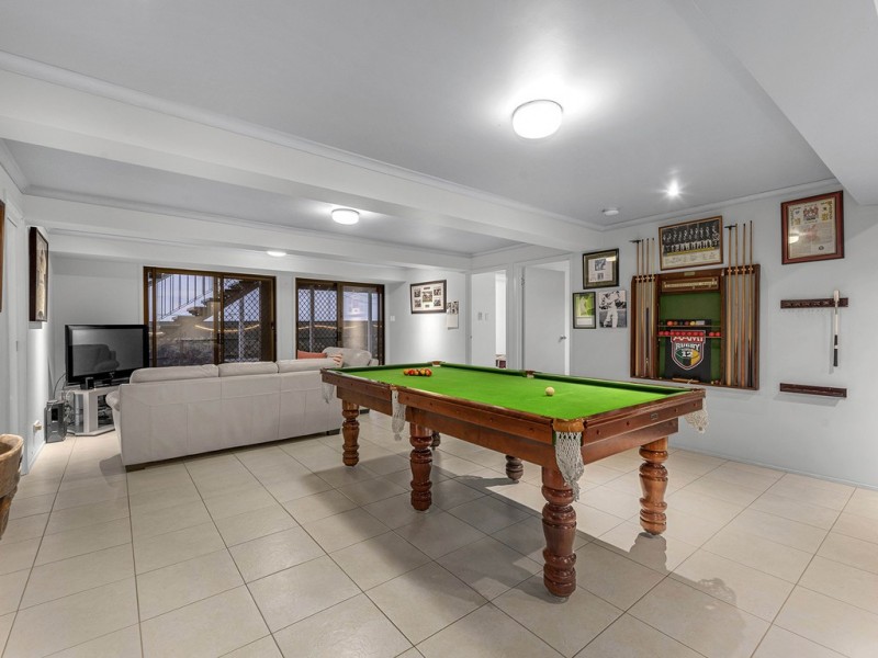 24 Miriam Street, Holland Park West QLD 4121