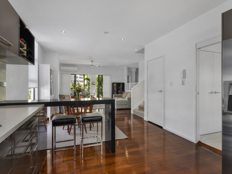 5/32 Hazlewood Street, New Farm QLD 4005