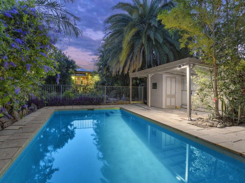 18 Elliott Street, Kangaroo Point QLD 4169