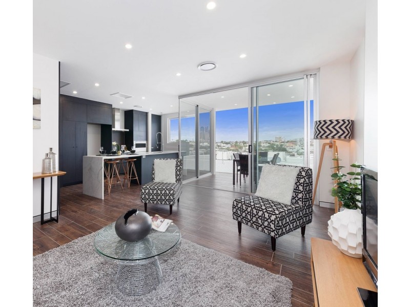 702/8 Kyabra Street, Newstead QLD 4006