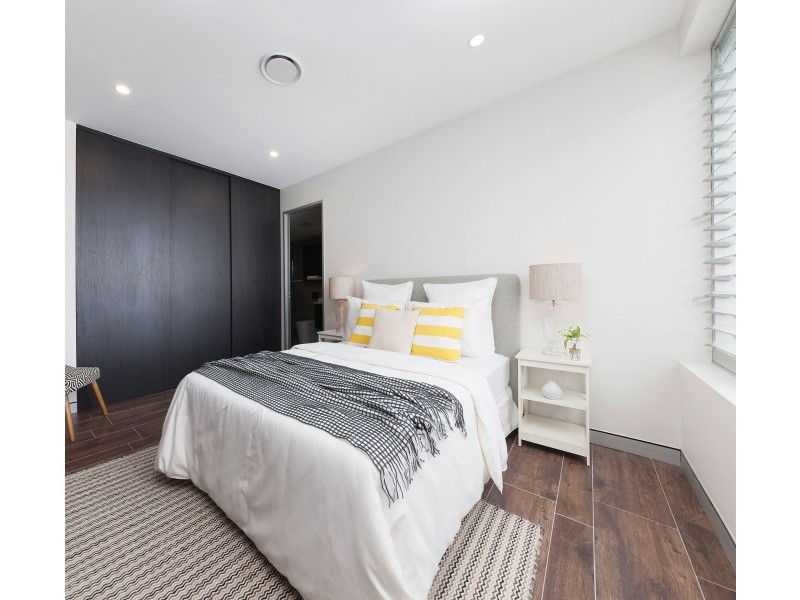 702/8 Kyabra Street, Newstead QLD 4006