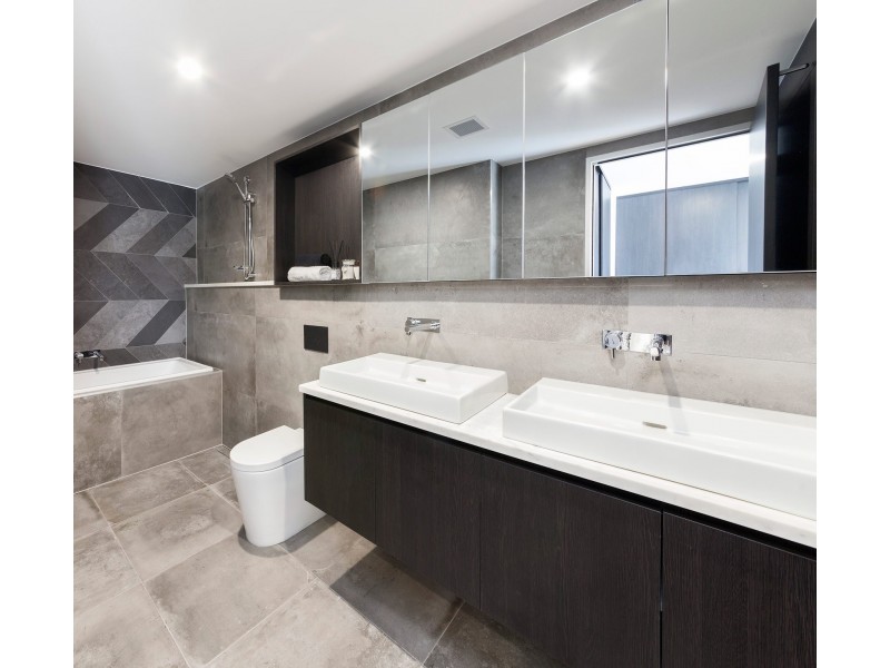 702/8 Kyabra Street, Newstead QLD 4006