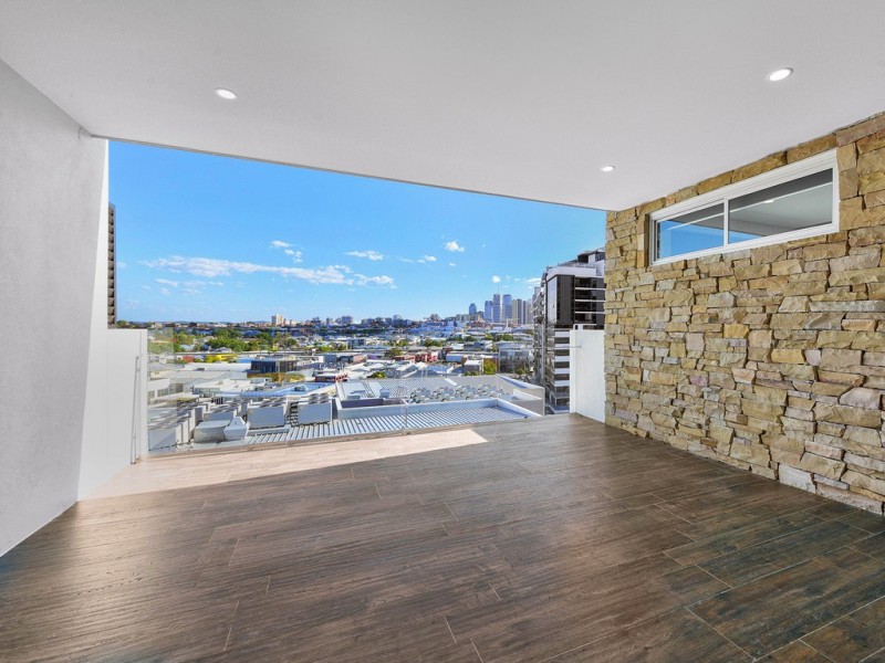 802/8 Kyabra Street, Newstead QLD 4006