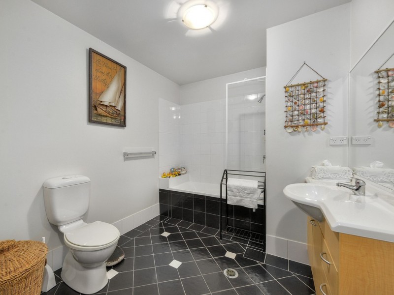 27/22 Florence Street, Teneriffe QLD 4005