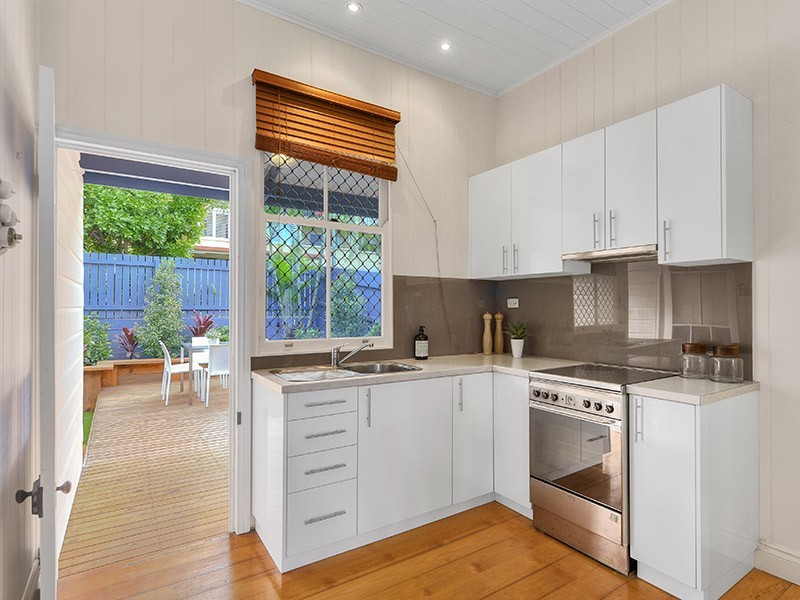 24 Terrace Street, New Farm QLD 4005