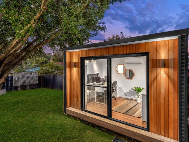 313 Kitchener Road, Stafford Heights QLD 4053