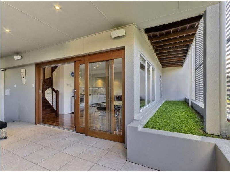 1/15 Halford Street, Newstead QLD 4006