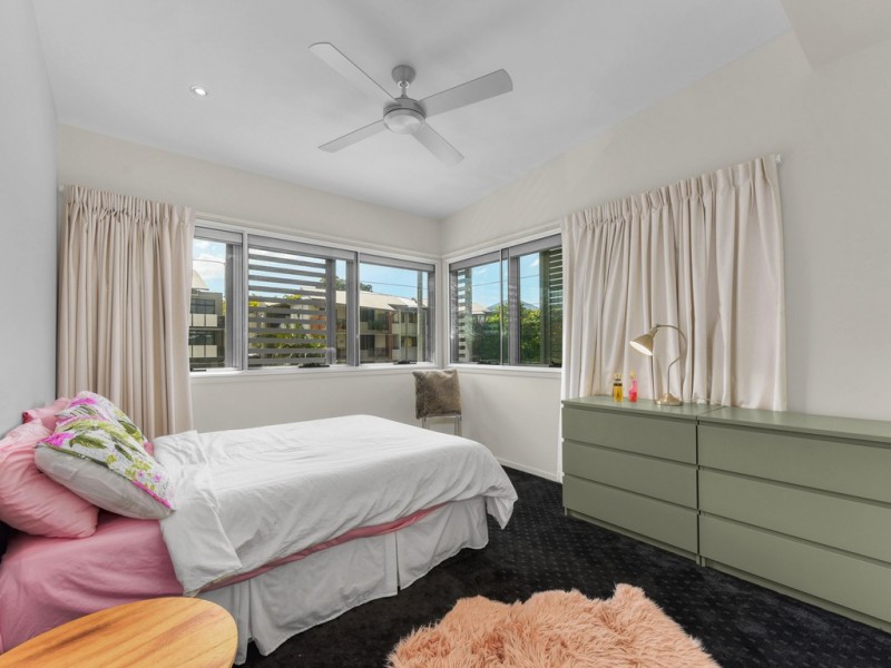 1/15 Halford Street, Newstead QLD 4006