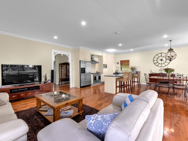 29 Combles Road, Camp Hill QLD 4152