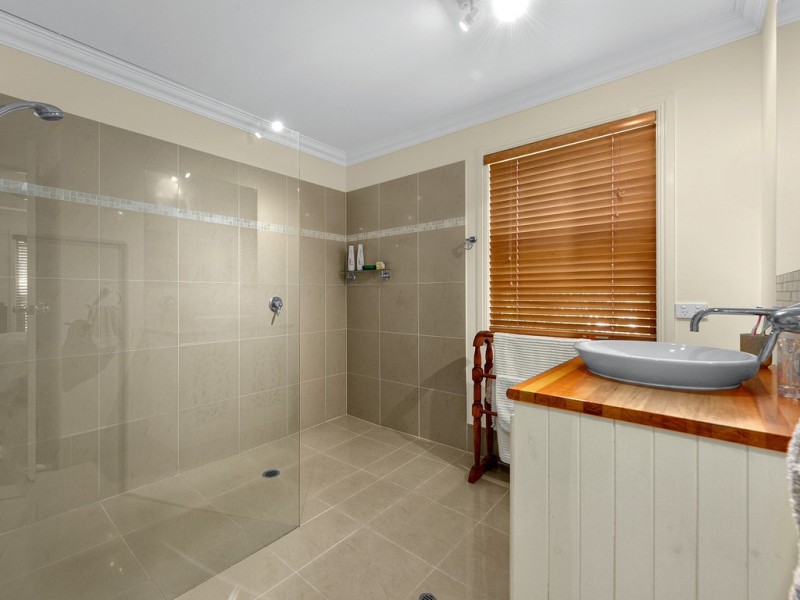 29 Combles Road, Camp Hill QLD 4152