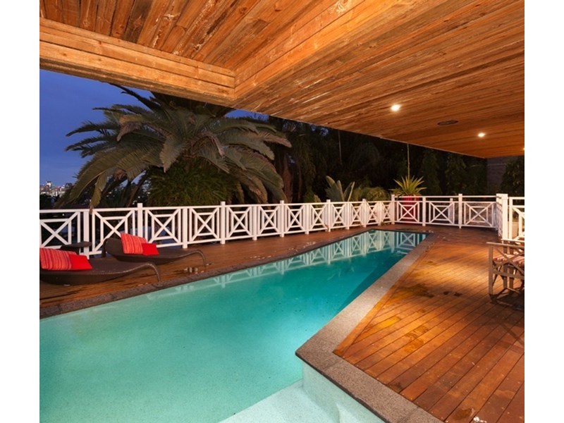 14 Rupert Street, Windsor QLD 4030