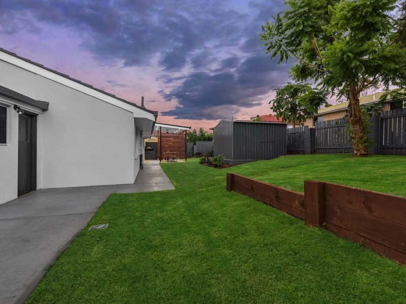 17 Sunstone Street, Manly West QLD 4179