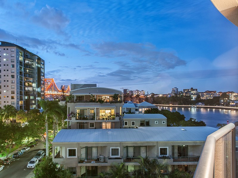 24/8 Goodwin Street, Kangaroo Point QLD 4169