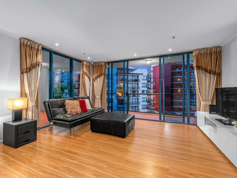 24/8 Goodwin Street, Kangaroo Point QLD 4169