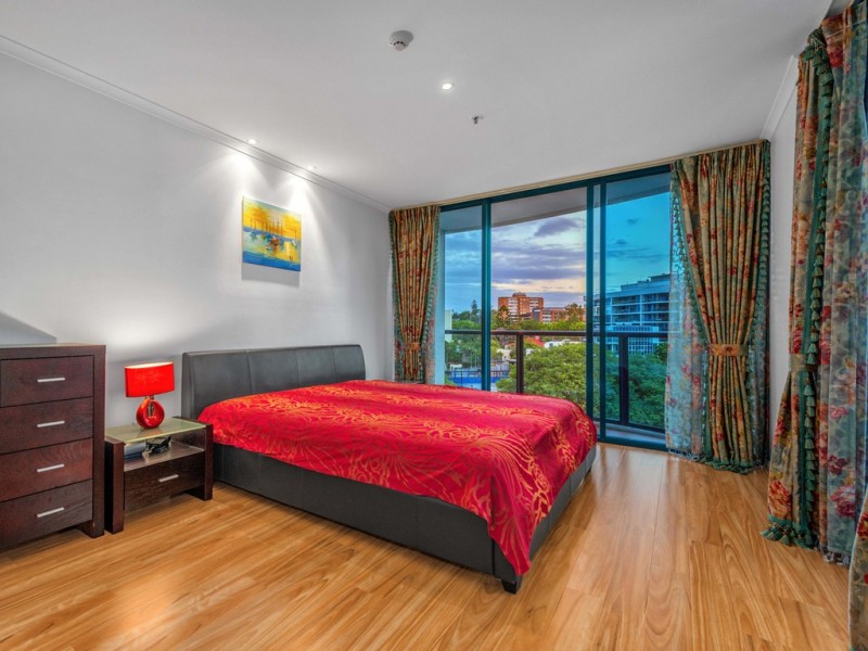 24/8 Goodwin Street, Kangaroo Point QLD 4169