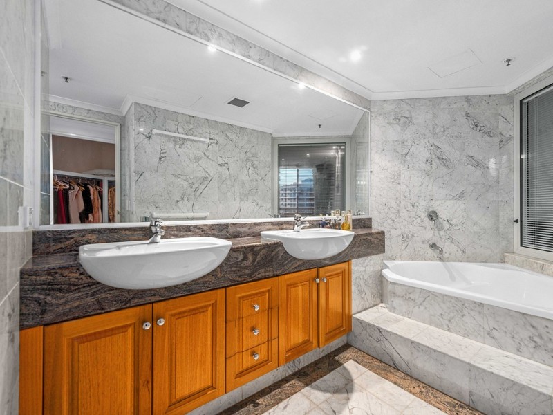 24/8 Goodwin Street, Kangaroo Point QLD 4169