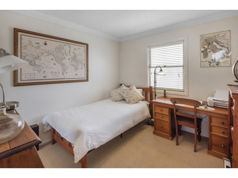 2/48 Winchester Street, Hamilton QLD 4007