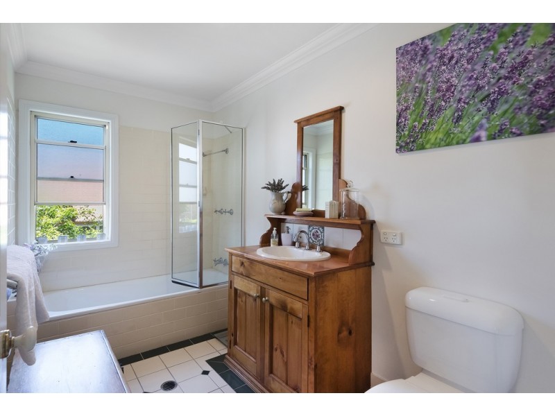 2/48 Winchester Street, Hamilton QLD 4007