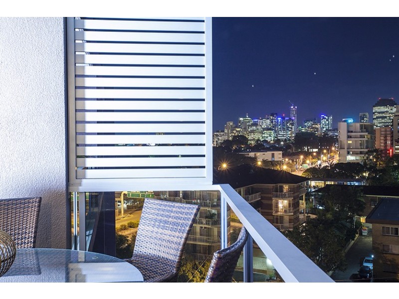 18/215 Wellington Road, Kangaroo Point QLD 4169