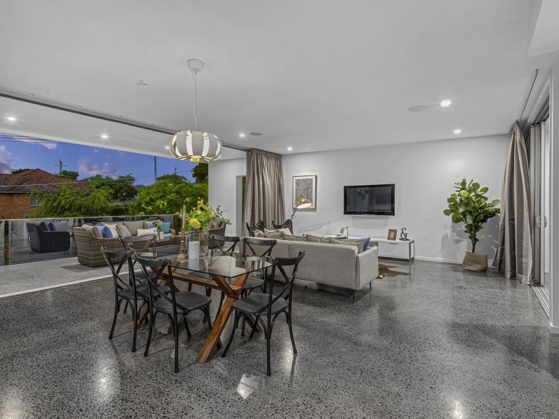 4 Stubley Street, Wavell Heights QLD 4012