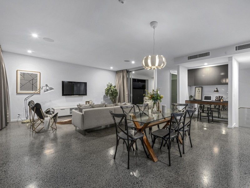 4 Stubley Street, Wavell Heights QLD 4012