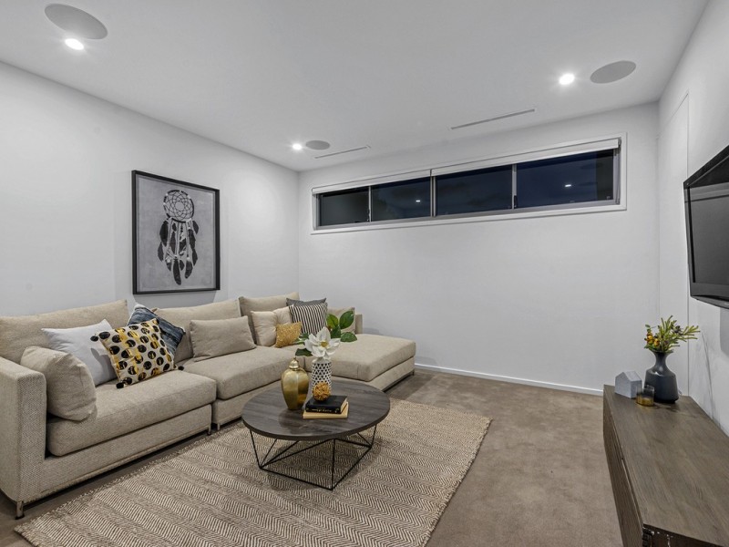 4 Stubley Street, Wavell Heights QLD 4012