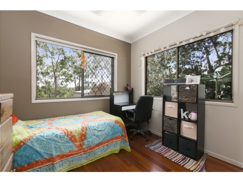 77 Blackwall Road, Chuwar QLD 4306