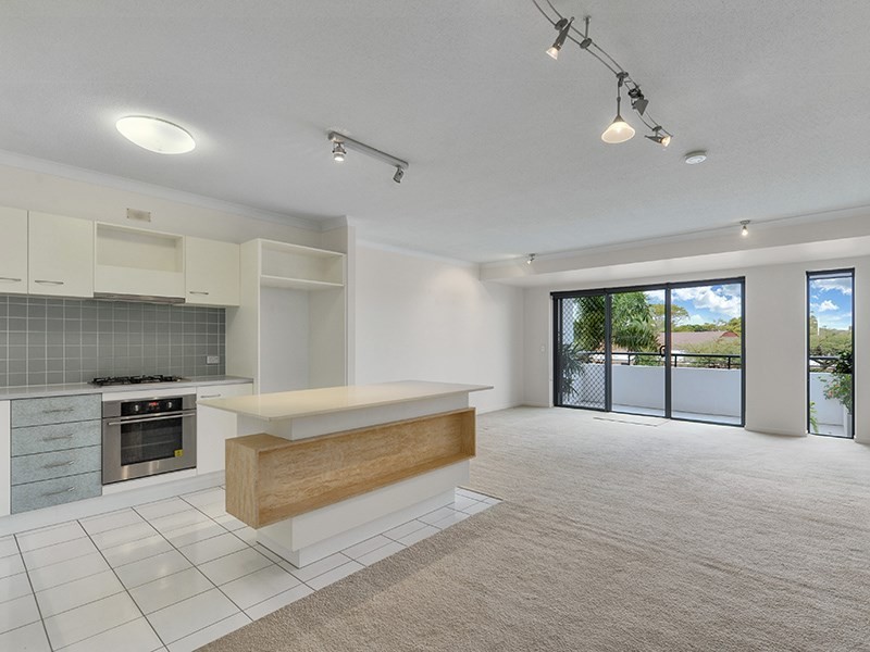 2/45 Oxlade Drive, New Farm QLD 4005