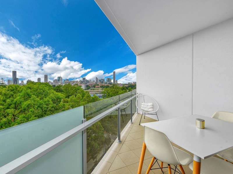 30813/72 Victoria Park Road, Kelvin Grove QLD 4059