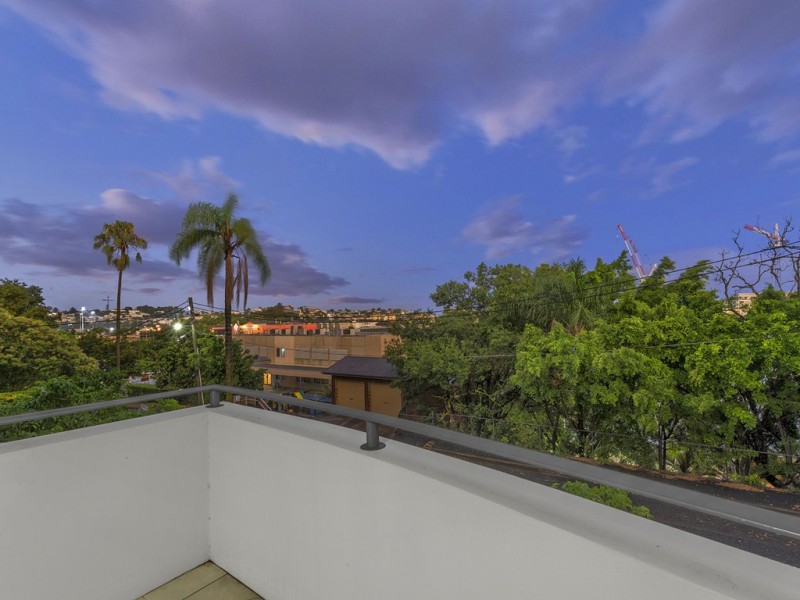 9/7 Roche Avenue, Bowen Hills QLD 4006