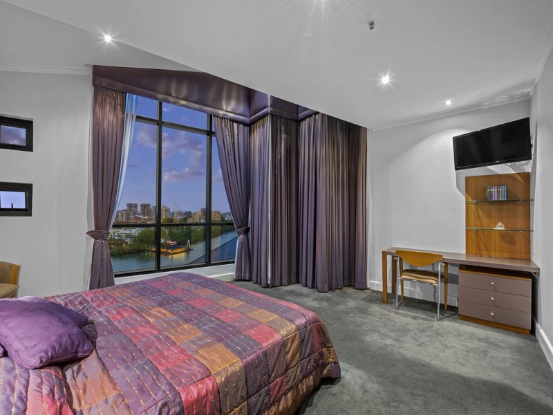 10/461 Adelaide Street, Brisbane City QLD 4000